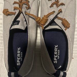 Sperry Beige Canvas Shoes with Brown Laces